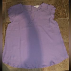 NWOT purple  top with scalloped sleeves